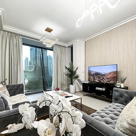 Apartament Urban Luxury 2Br With Spectacular Burj Khalifa View Dubaj Zewnętrze zdjęcie